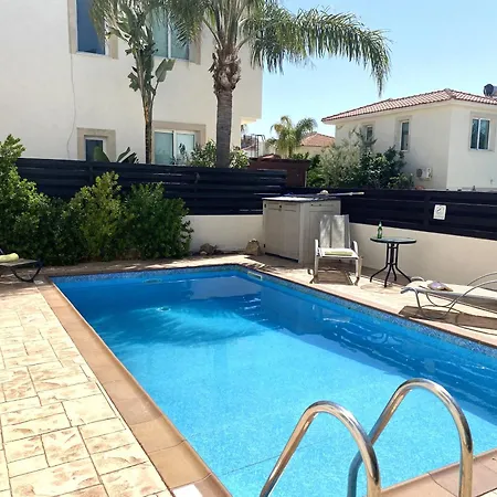 Hébergement de vacances Athena Dps01